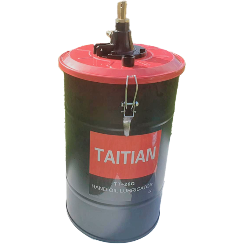 Engrasadora manual de cuñete de 25 litros en marca TAITAN, 205024