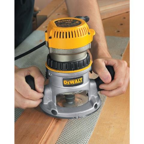 ROUTER DEWALT MODELO DW616